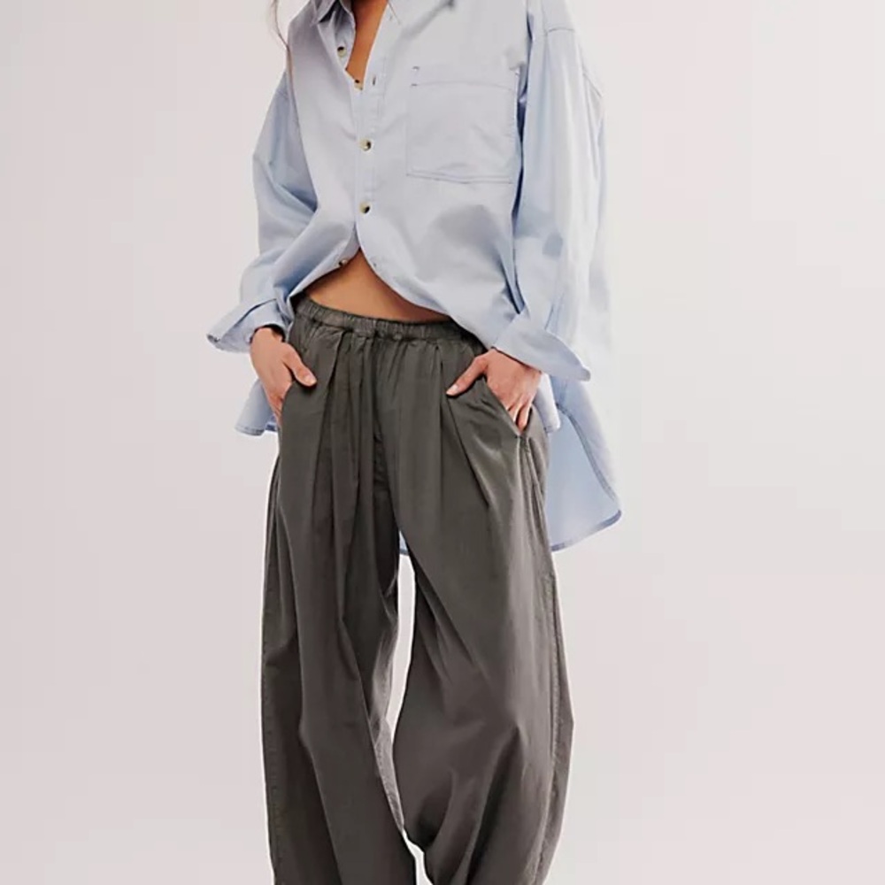 Free People To The Sky Parachute Pants in Grey Dried Basil small - Picture 2 of 9